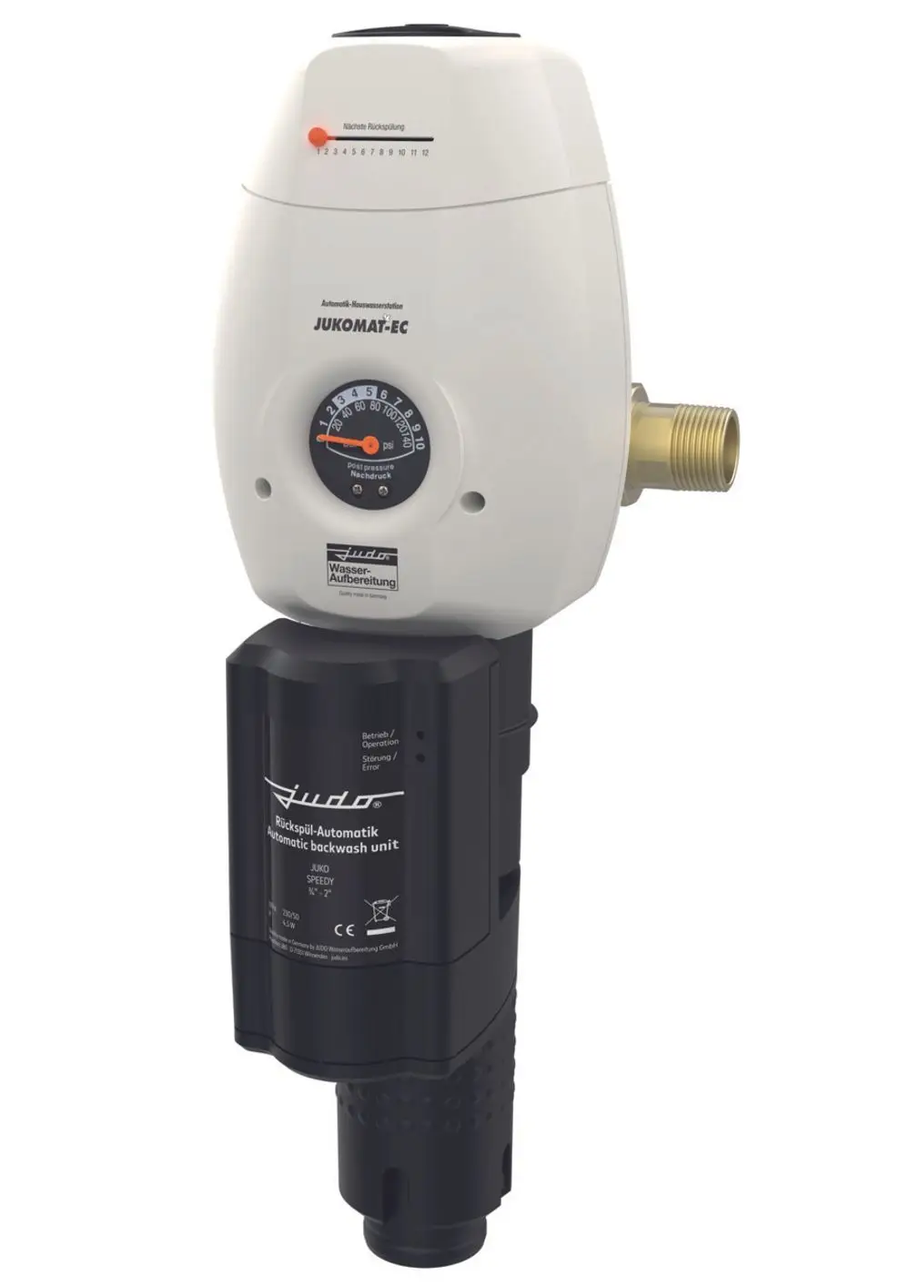 Automatische Wasserstation in einem kompakten, weißen Gehäuse mit Druckmanometer und schwarzer Rückspüleinheit von Judo. Anschlussmöglichkeiten für Wasserleitungen sind sichtbar.